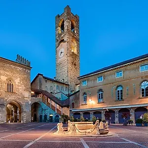 Apartament Smart Gold Luxury, Bergamo